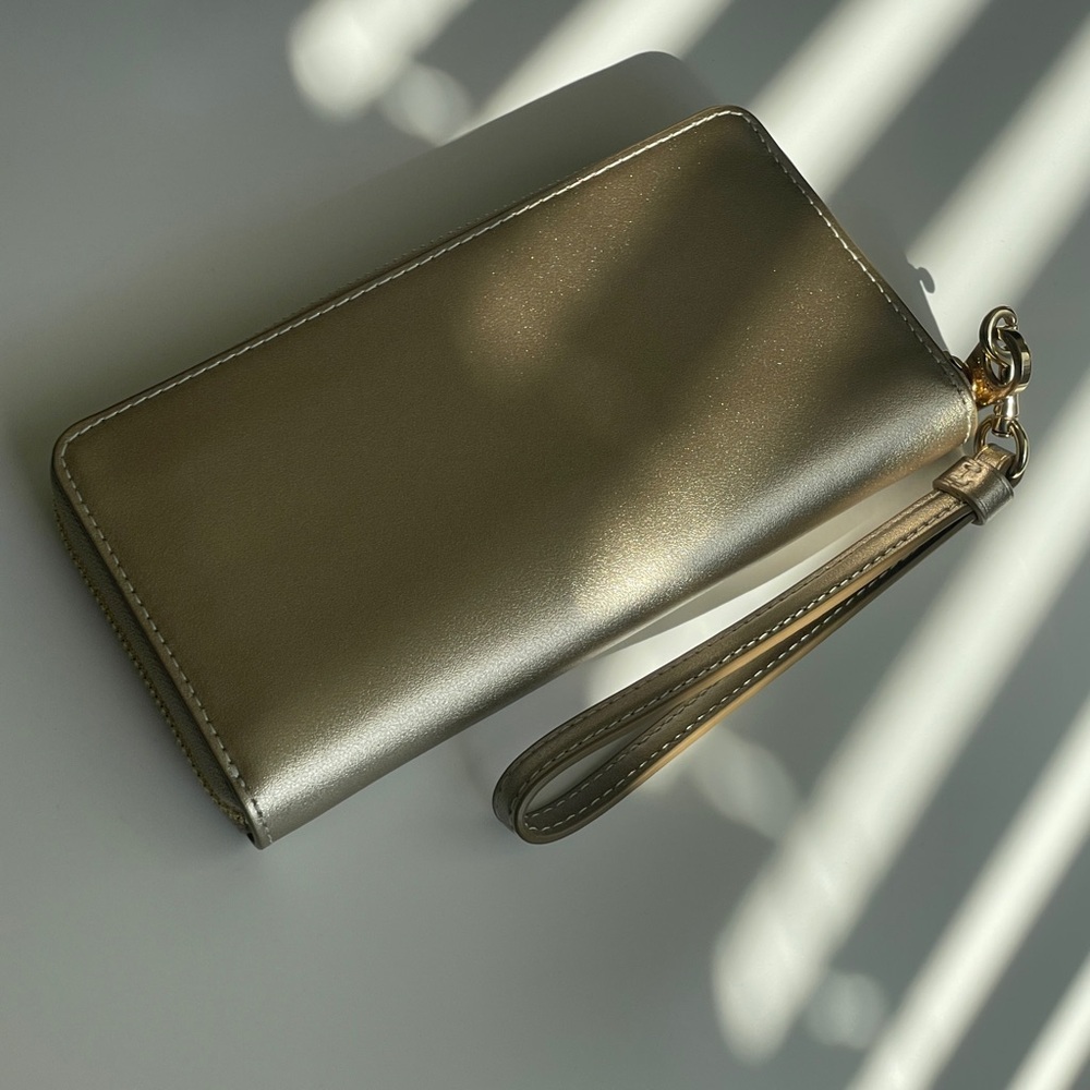 COACH Wallet - Picture 3 of 15
